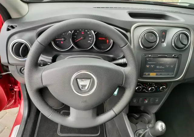 DACIA Sandero 0.9 TCe Laureate