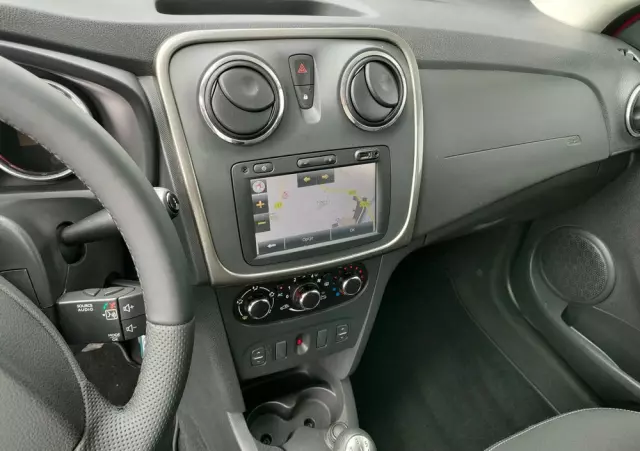 DACIA Sandero 0.9 TCe Laureate