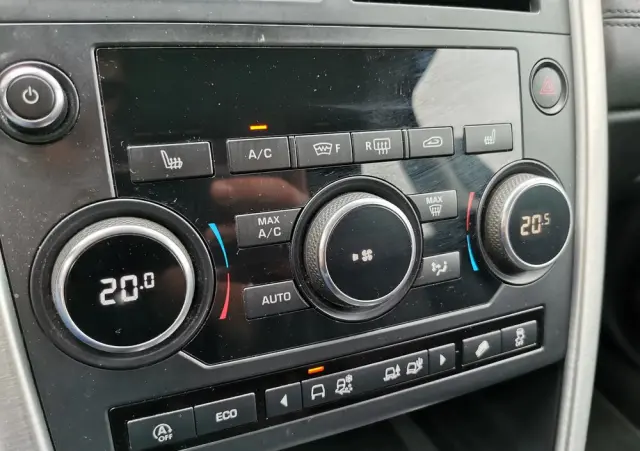 LAND ROVER Discovery Sport Ver-2-0-td4-hse-luxury