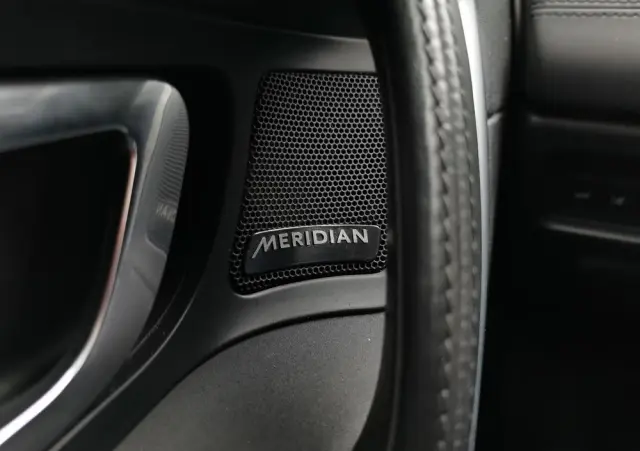 LAND ROVER Discovery Sport Ver-2-0-td4-hse-luxury