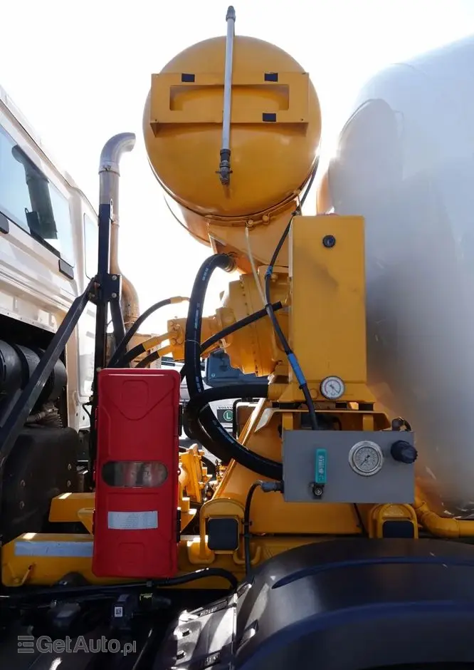 MAN TGS 32.420 / 8x4 / BETONOMIESZARKA IMER  / 55 TYS. KM / GRUSZKA 9M3 / 2018 ROK 