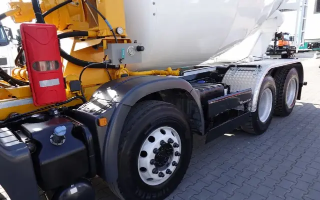 MAN TGS 32.420 / 8x4 / BETONOMIESZARKA IMER  / 55 TYS. KM / GRUSZKA 9M3 / 2018 ROK 