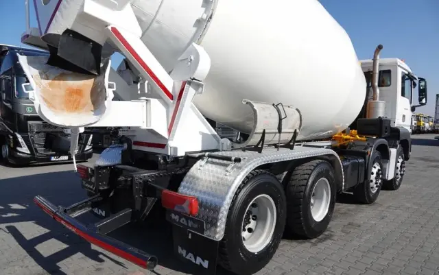 MAN TGS 32.420 / 8x4 / BETONOMIESZARKA IMER  / 55 TYS. KM / GRUSZKA 9M3 / 2018 ROK 