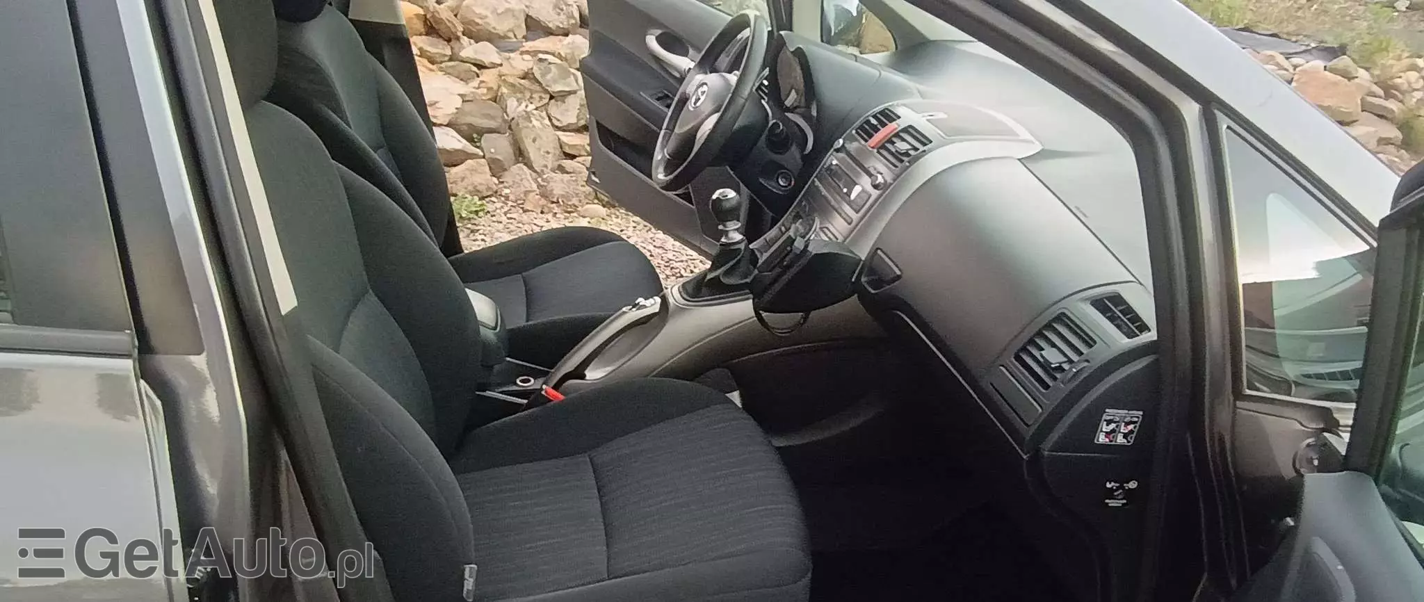 TOYOTA Auris 1.6 Life+