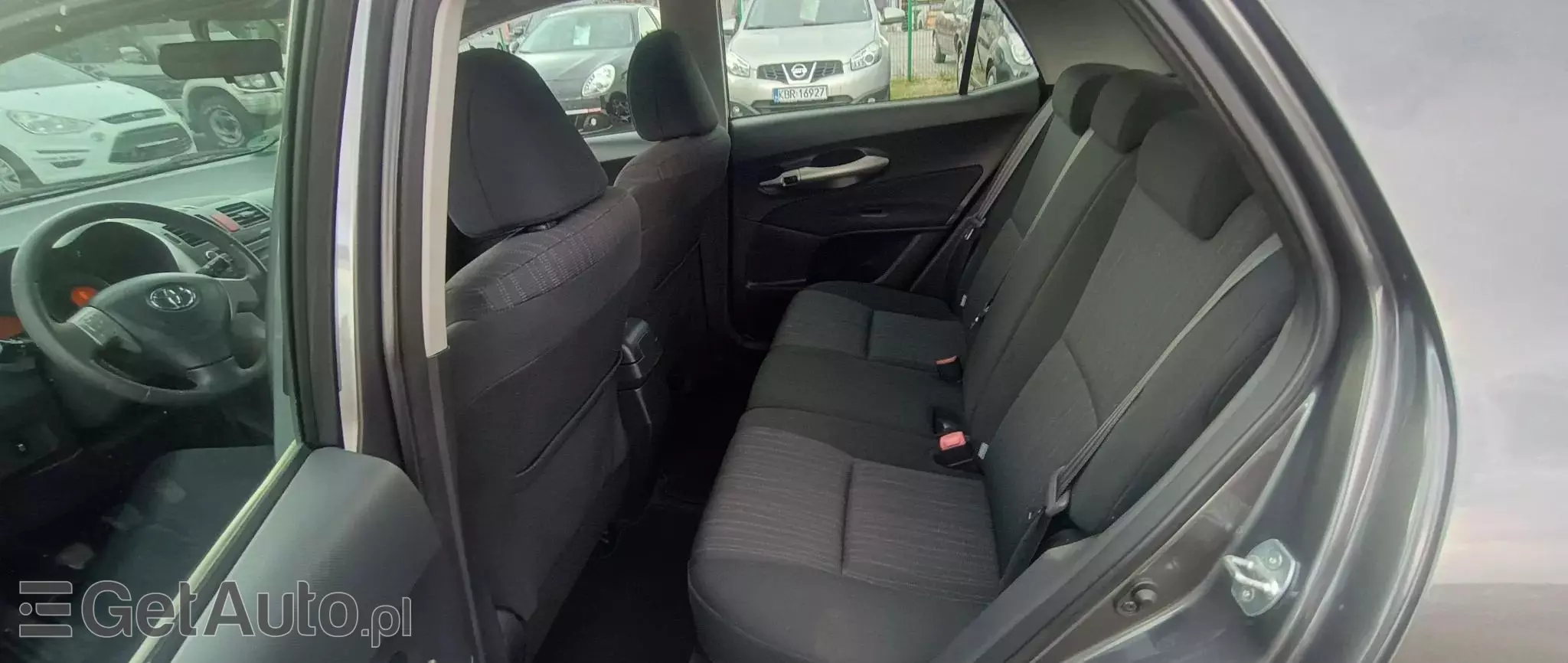 TOYOTA Auris 1.6 Life+