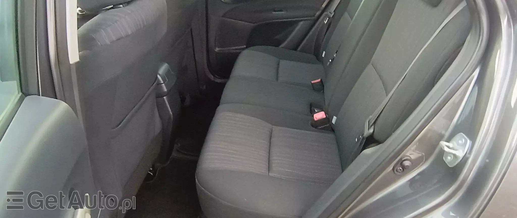 TOYOTA Auris 1.6 Life+