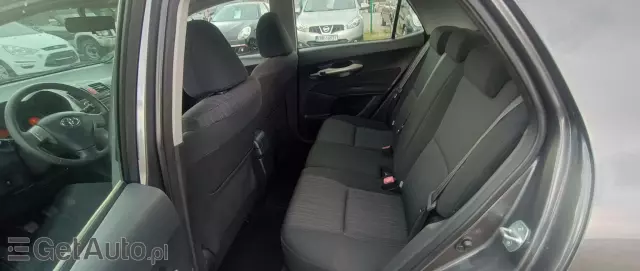 TOYOTA Auris 1.6 Life+