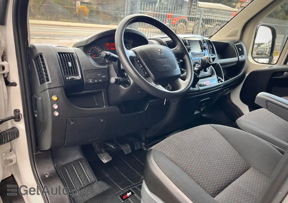 PEUGEOT BOXER L3H2 / WYCIAGARKA / KOGUTY / OŚWIETLENIE ROBOCZE / HAK / 2.2 165KM 