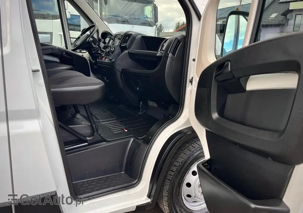 PEUGEOT BOXER L3H2 / WYCIAGARKA / KOGUTY / OŚWIETLENIE ROBOCZE / HAK / 2.2 165KM 
