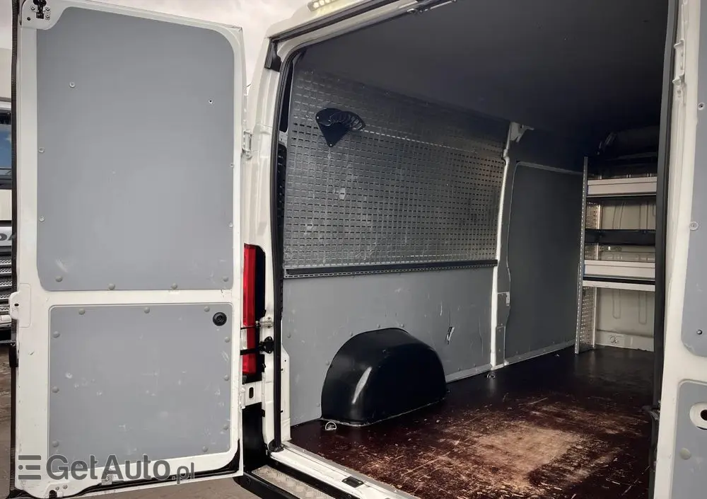PEUGEOT BOXER L3H2 / WYCIAGARKA / KOGUTY / OŚWIETLENIE ROBOCZE / HAK / 2.2 165KM 