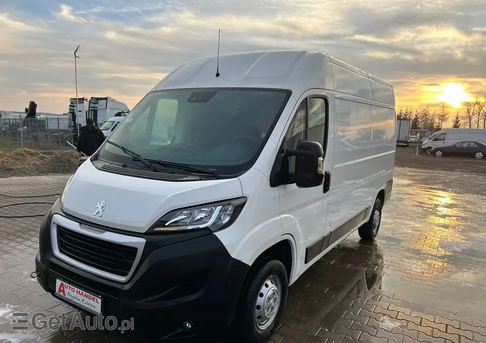 PEUGEOT Boxer 