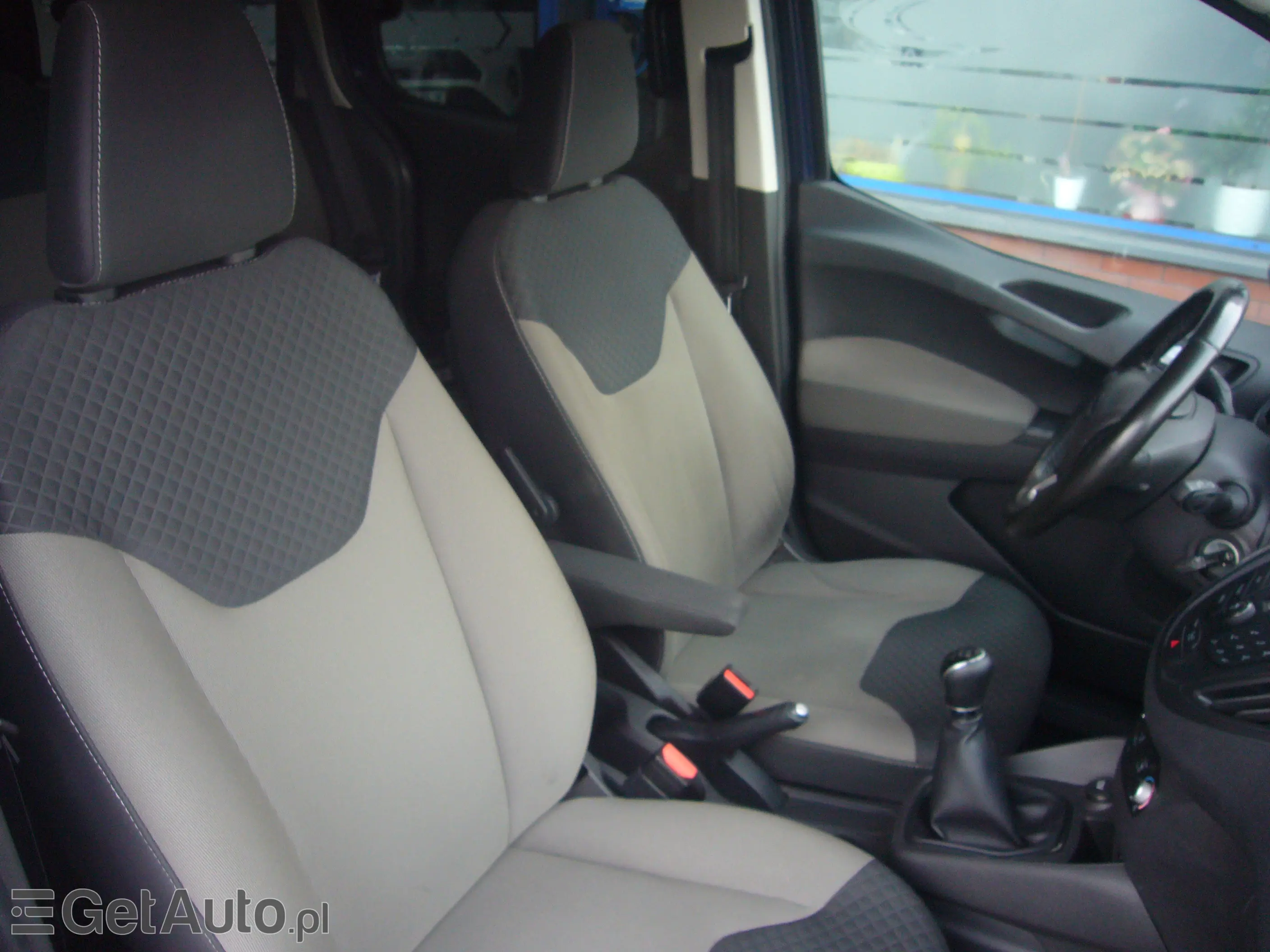 FORD Tourneo Connect 