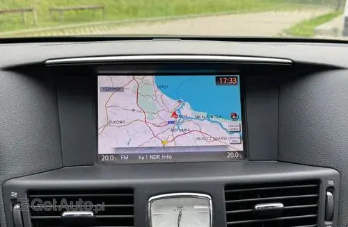 INFINITI M 