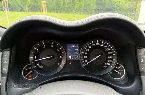 INFINITI M 