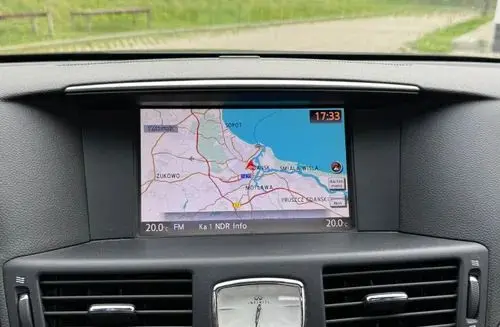 INFINITI M 
