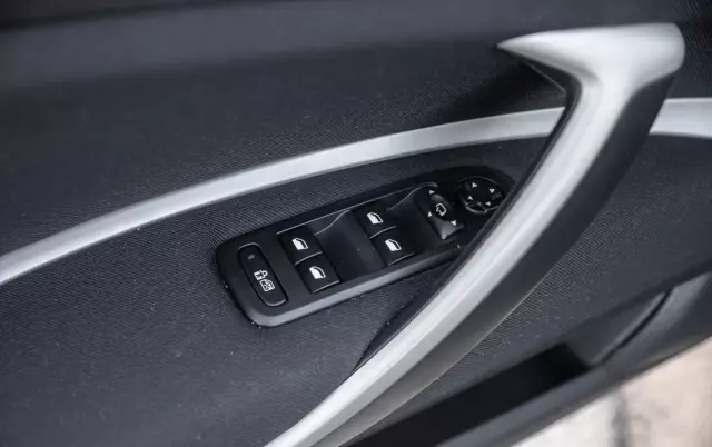 CITROËN C5 2.0 HDi Exclusive