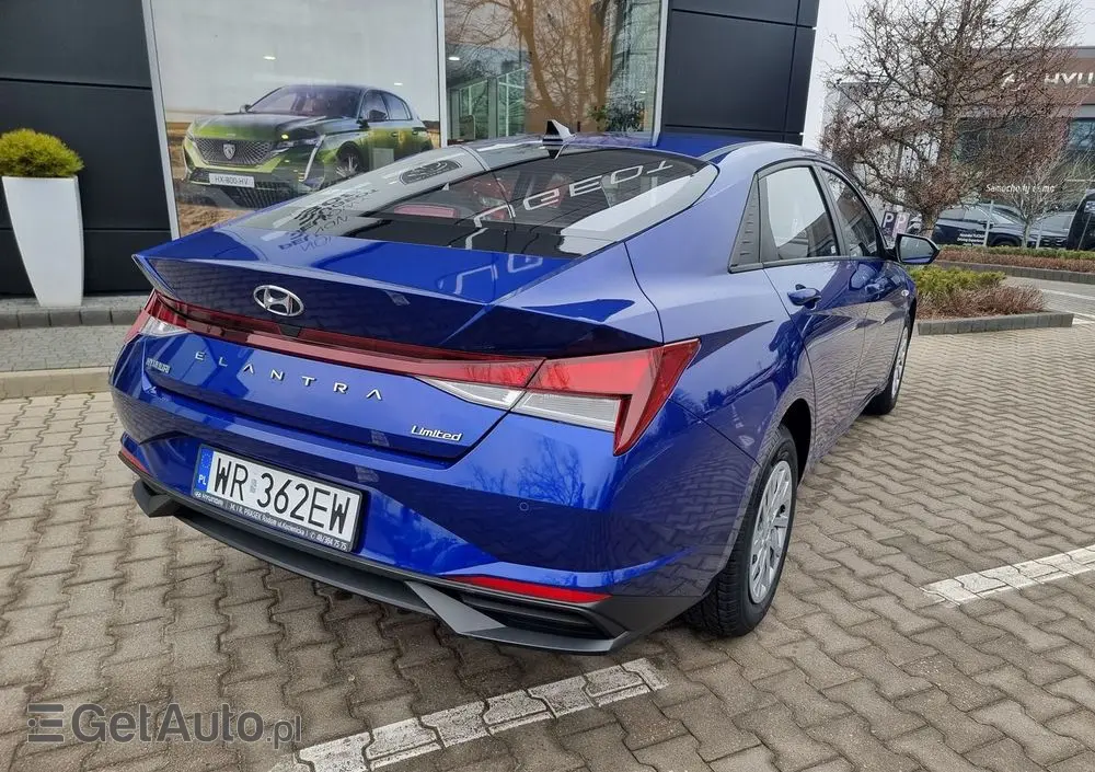 HYUNDAI Elantra 1.6 Modern