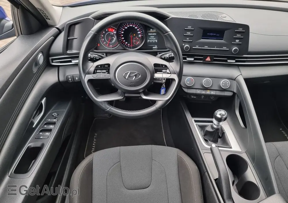 HYUNDAI Elantra 1.6 Modern