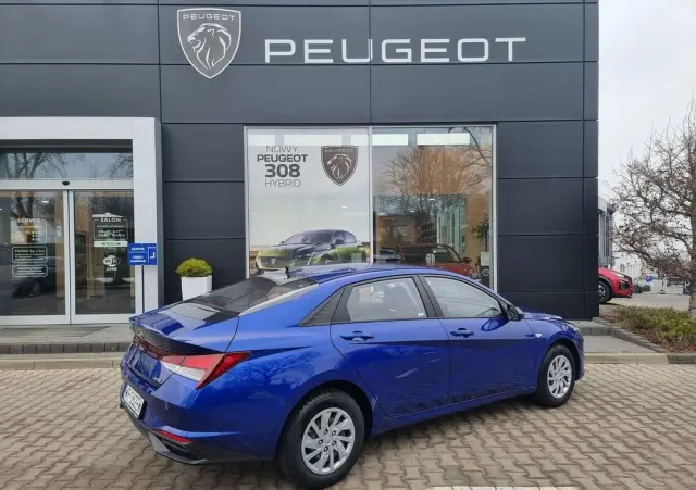 HYUNDAI Elantra 1.6 Modern