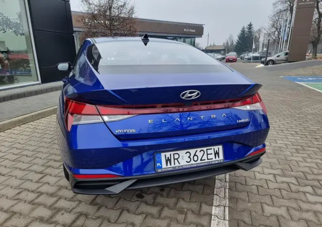 HYUNDAI Elantra 1.6 Modern
