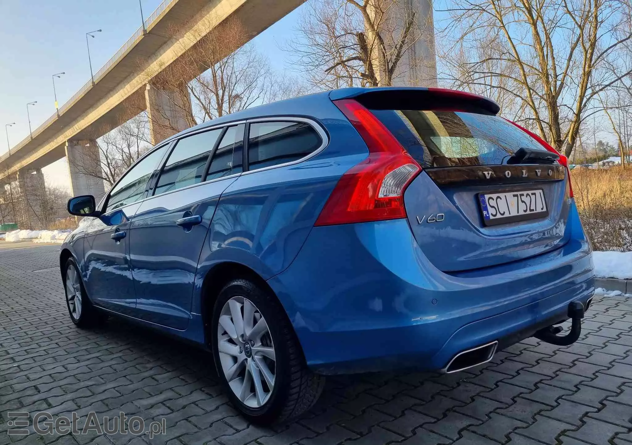 VOLVO V60 D4 Drive-E Momentum