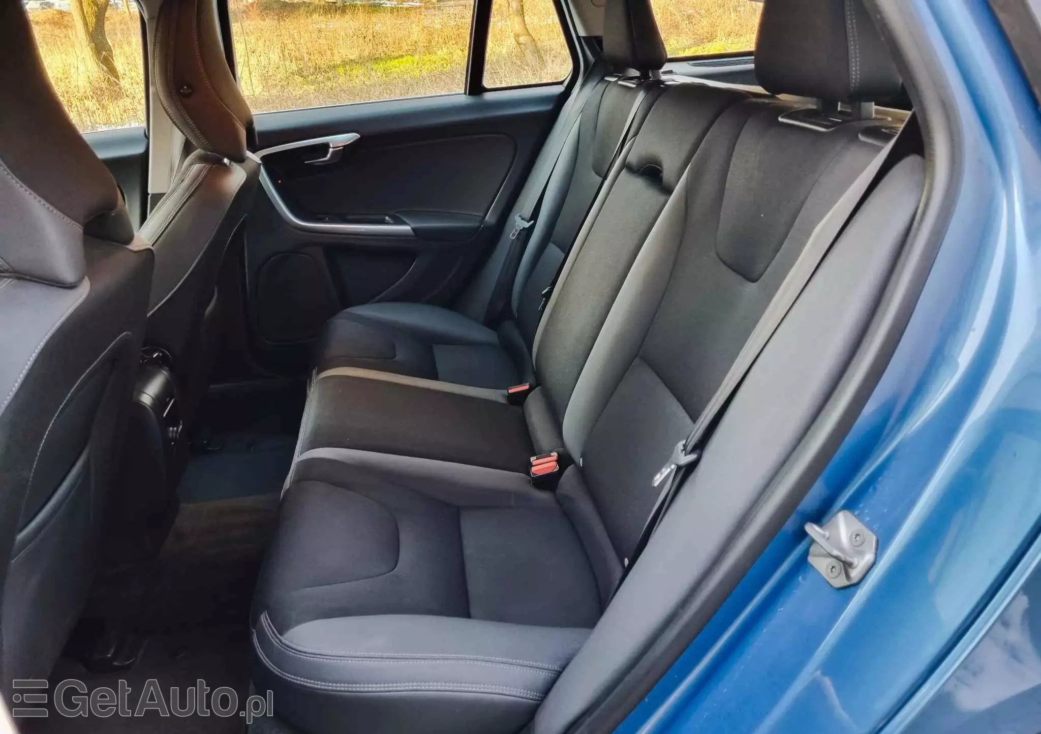 VOLVO V60 D4 Drive-E Momentum