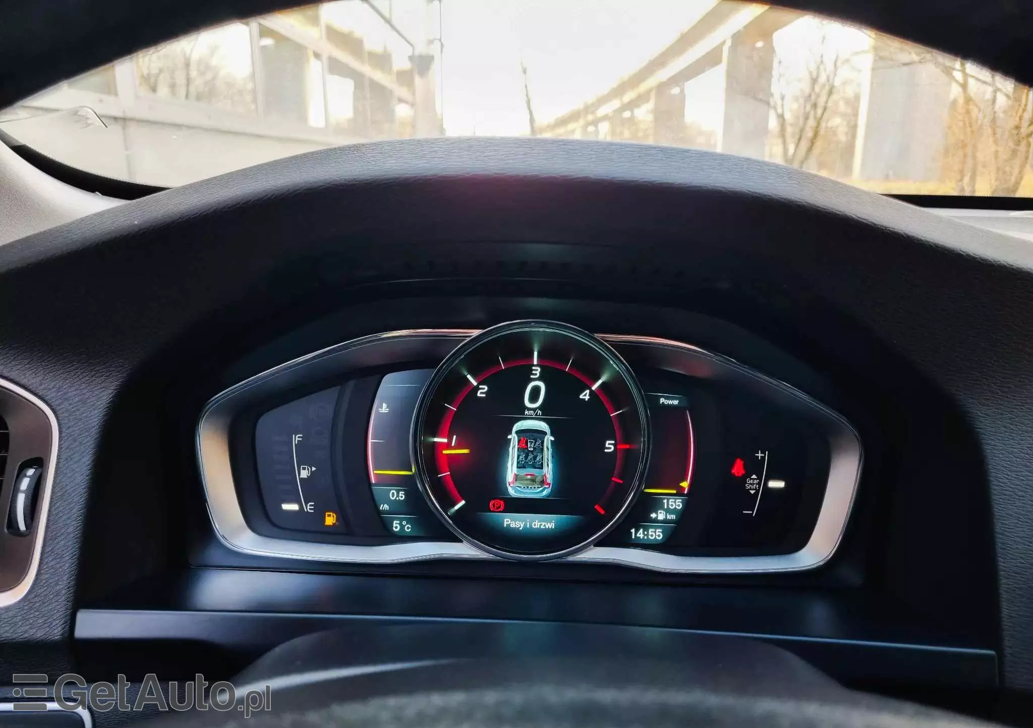 VOLVO V60 D4 Drive-E Momentum