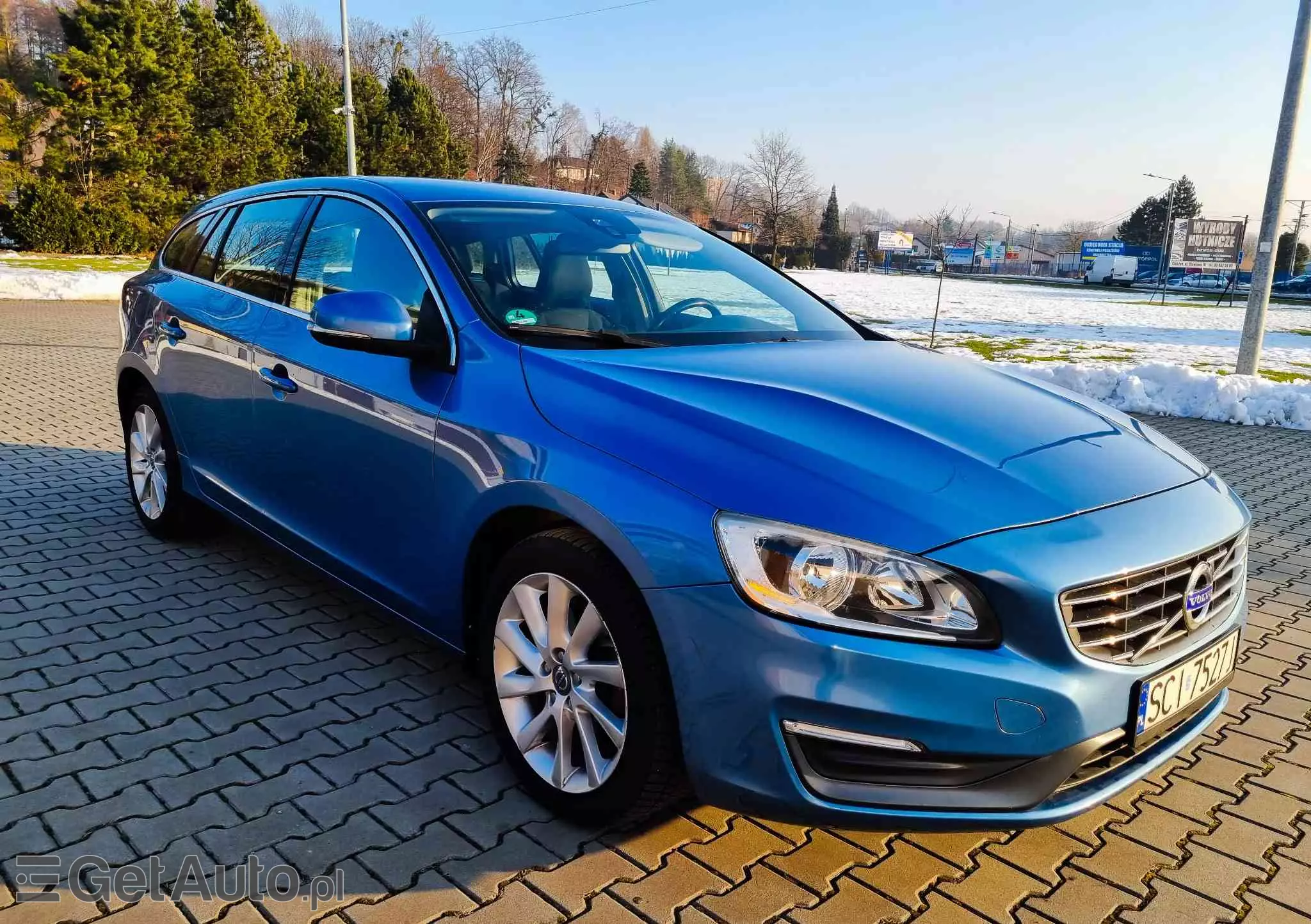 VOLVO V60 D4 Drive-E Momentum
