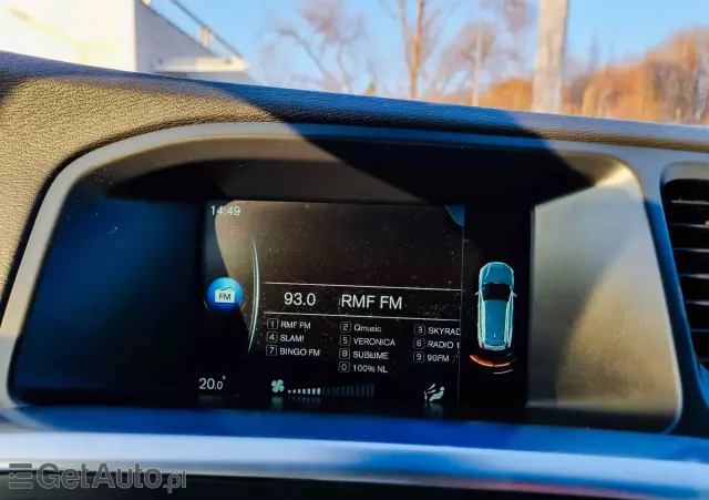 VOLVO V60 D4 Drive-E Momentum