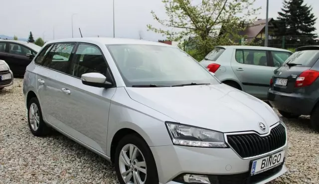 SKODA Fabia 