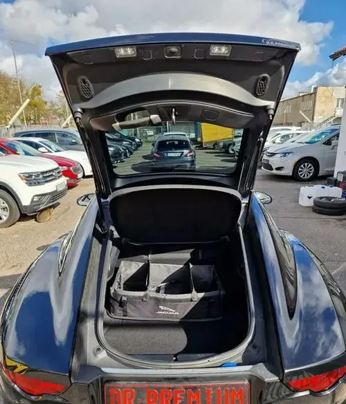 JAGUAR F-type 