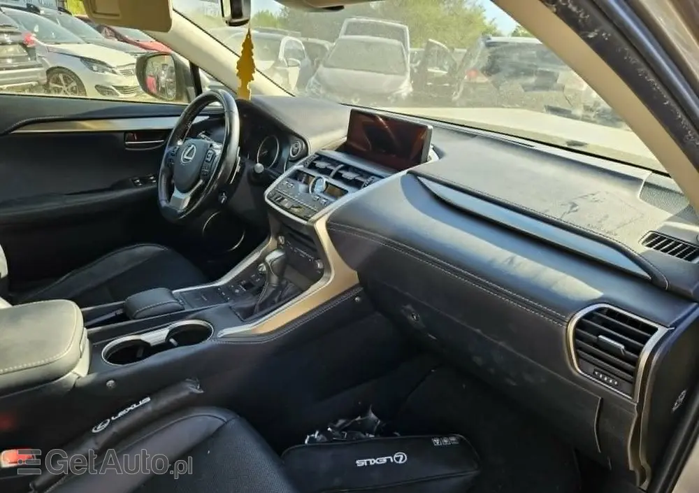 LEXUS NX 300h