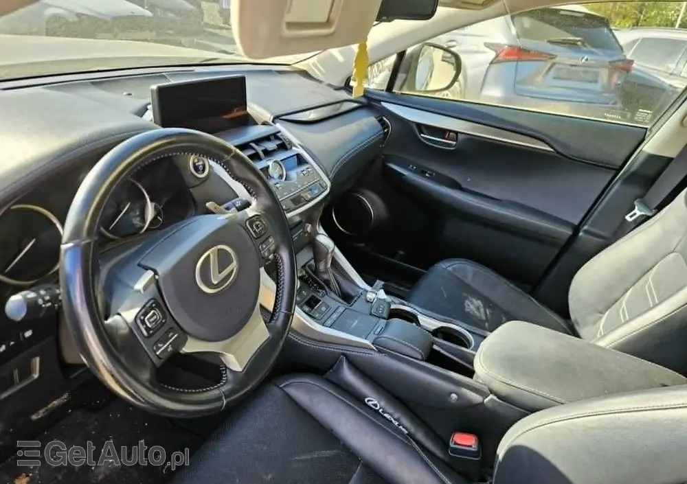 LEXUS NX 300h