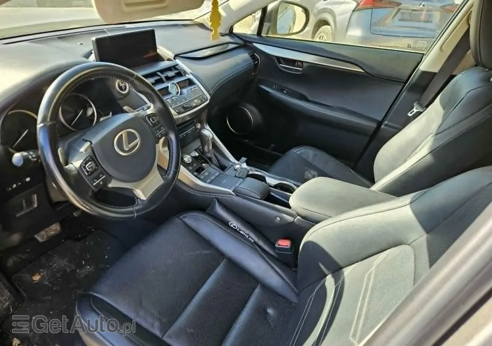 LEXUS NX 300h