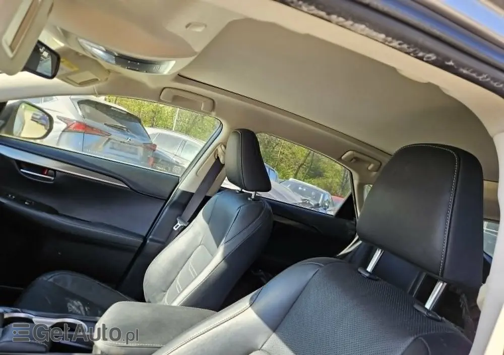 LEXUS NX 300h