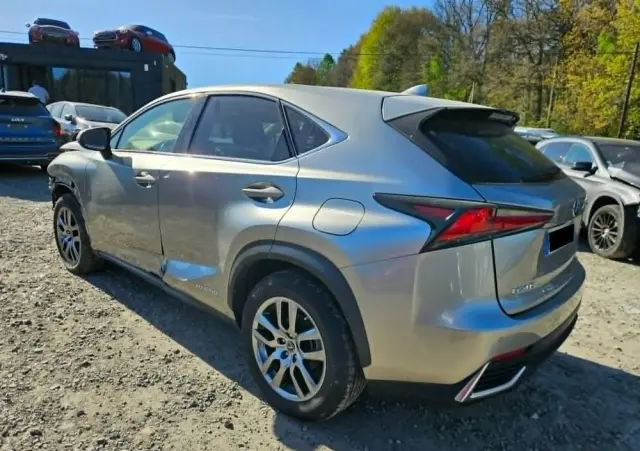 LEXUS NX 300h