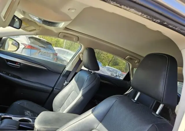 LEXUS NX 300h