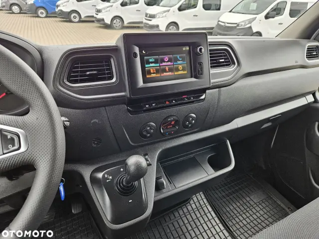 RENAULT Master L2H3 Pack Clim