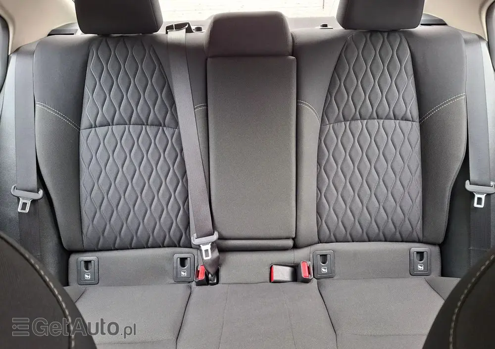 TOYOTA Corolla 1.8 Hybrid Comfort