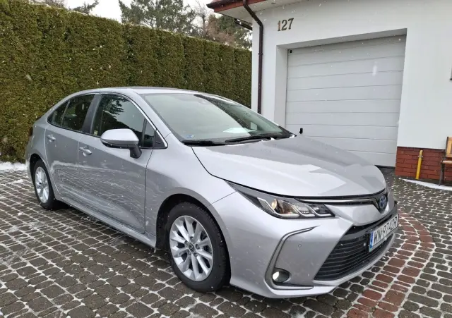 TOYOTA Corolla 1.8 Hybrid Comfort