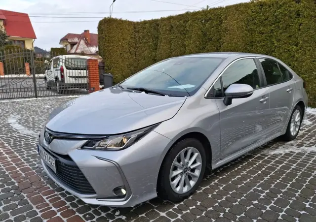 TOYOTA Corolla 1.8 Hybrid Comfort