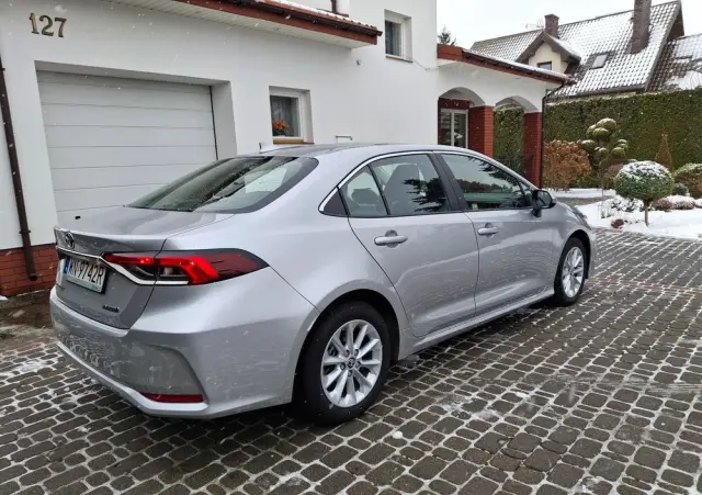 TOYOTA Corolla 1.8 Hybrid Comfort