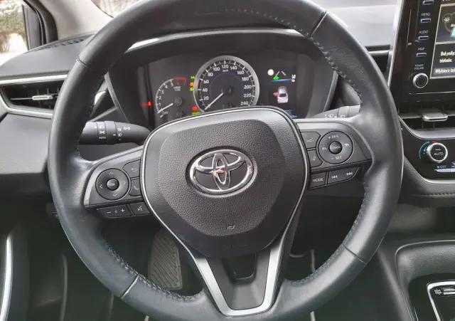 TOYOTA Corolla 1.8 Hybrid Comfort