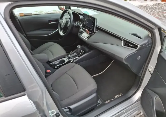 TOYOTA Corolla 1.8 Hybrid Comfort