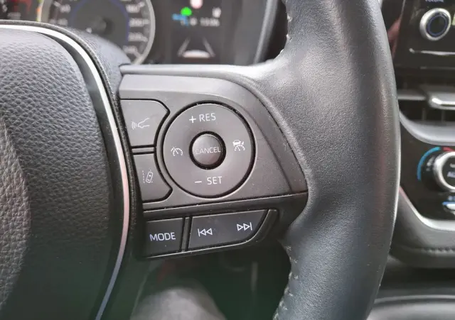 TOYOTA Corolla 1.8 Hybrid Comfort