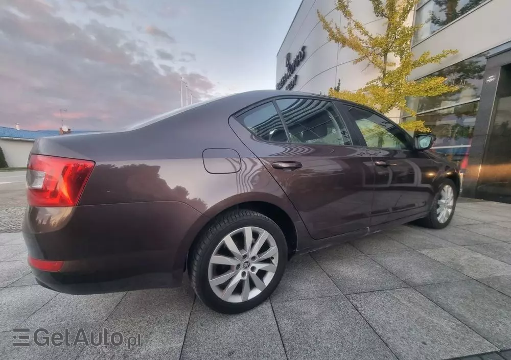 SKODA Octavia 1.6 TDI Elegance