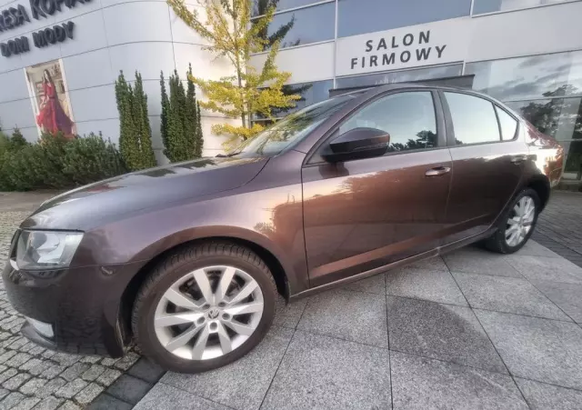 SKODA Octavia 1.6 TDI Elegance