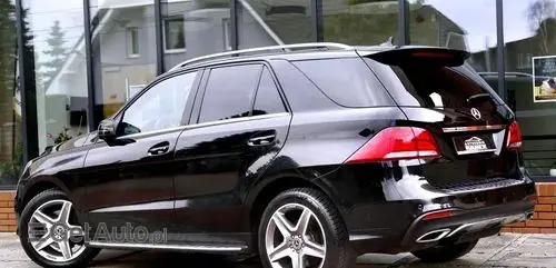 MERCEDES-BENZ GLE 