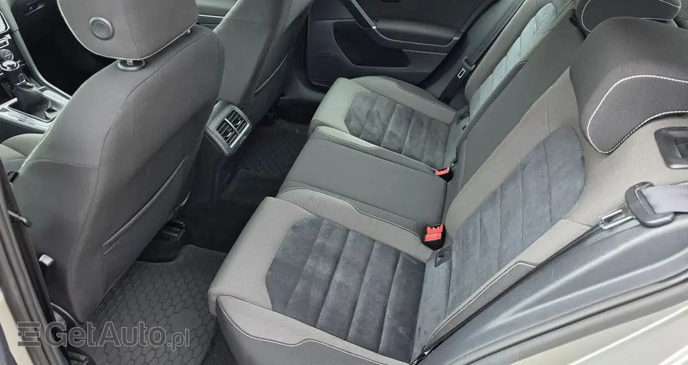 VOLKSWAGEN Golf 1.4 TSI BMT Highline Perfectline