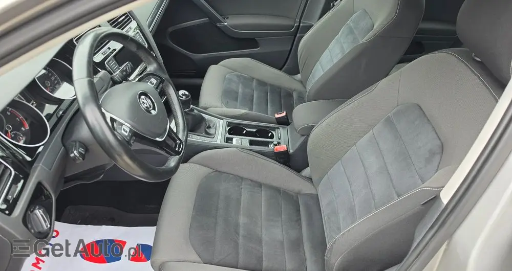VOLKSWAGEN Golf 1.4 TSI BMT Highline Perfectline
